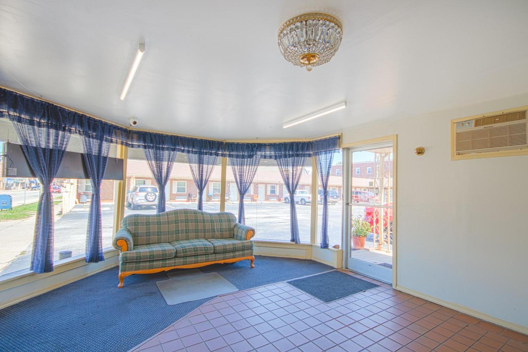 Centralia Motel Near Downtown By Oyo ภายนอก รูปภาพ